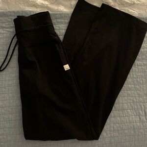 Vuori Daily Wide Leg Leggings